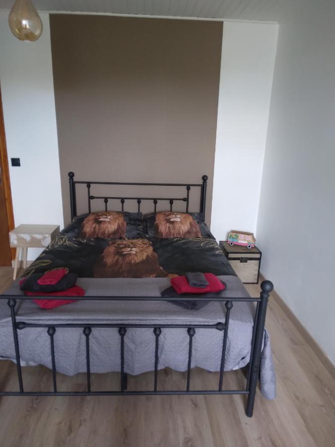 D'hotes La Maison De Monsieur Chaussette Bed & Breakfast Angles (Midi-Pyrenees)